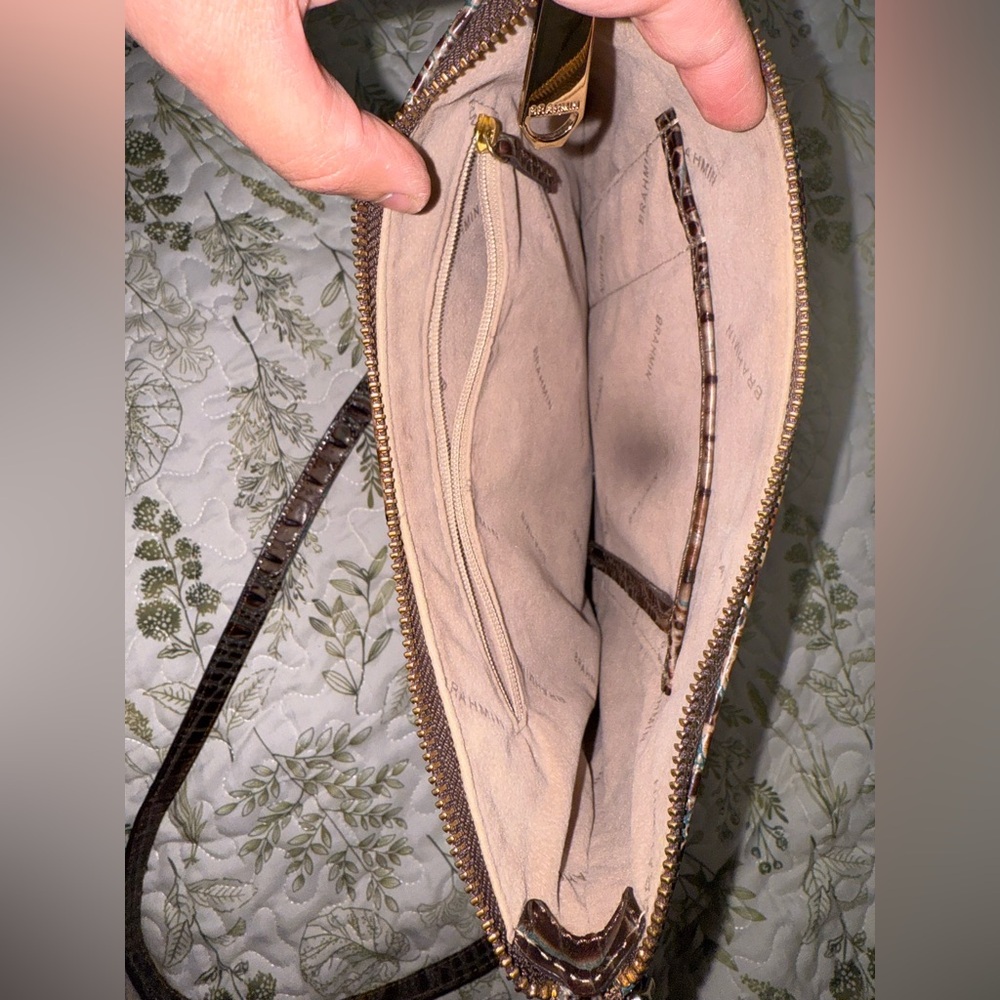 Brahmin Katie Melbourne Crocodile Embossed Crossbody Bag - Picture 8 of 8